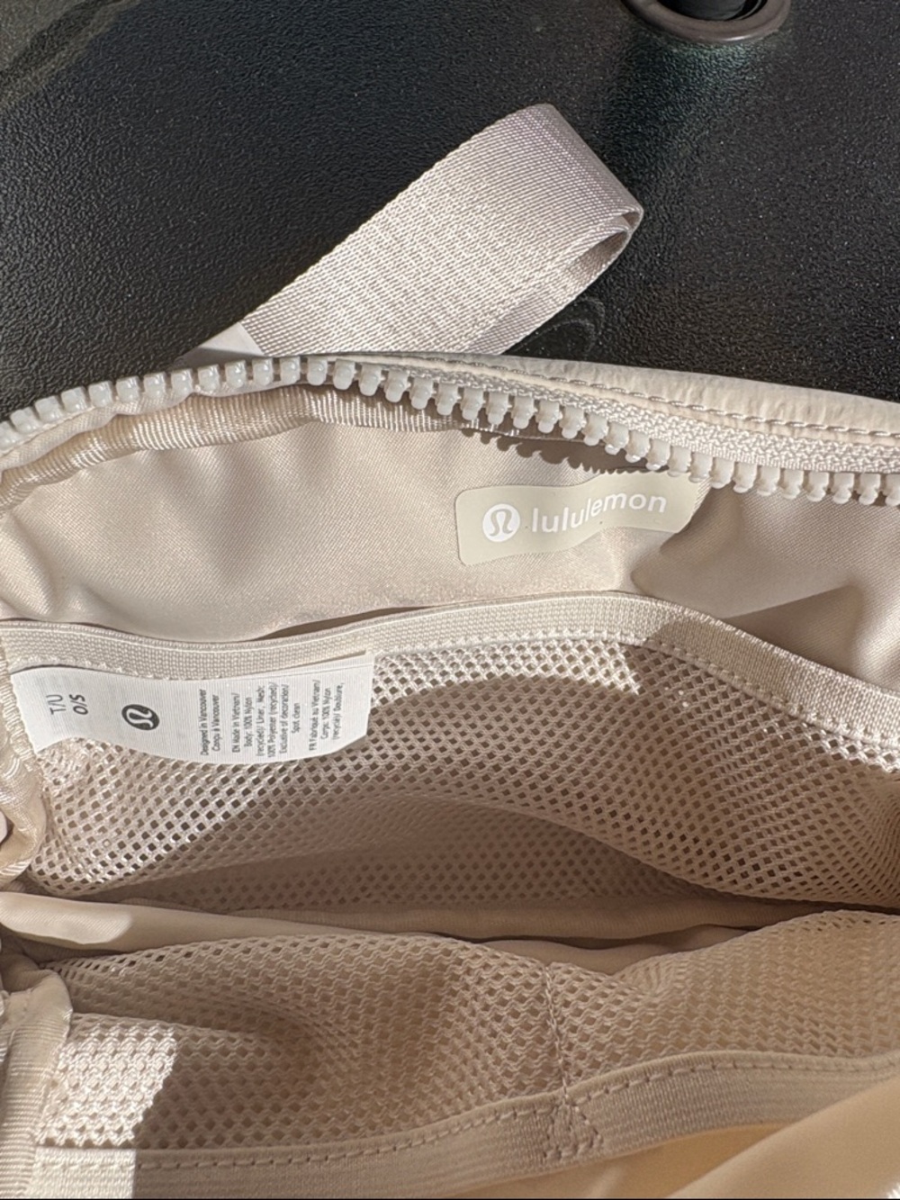 Lululemon Everywhere Belt Bag NWT Soft Beige Crossbody Fanny Pack - Picture 5 of 7